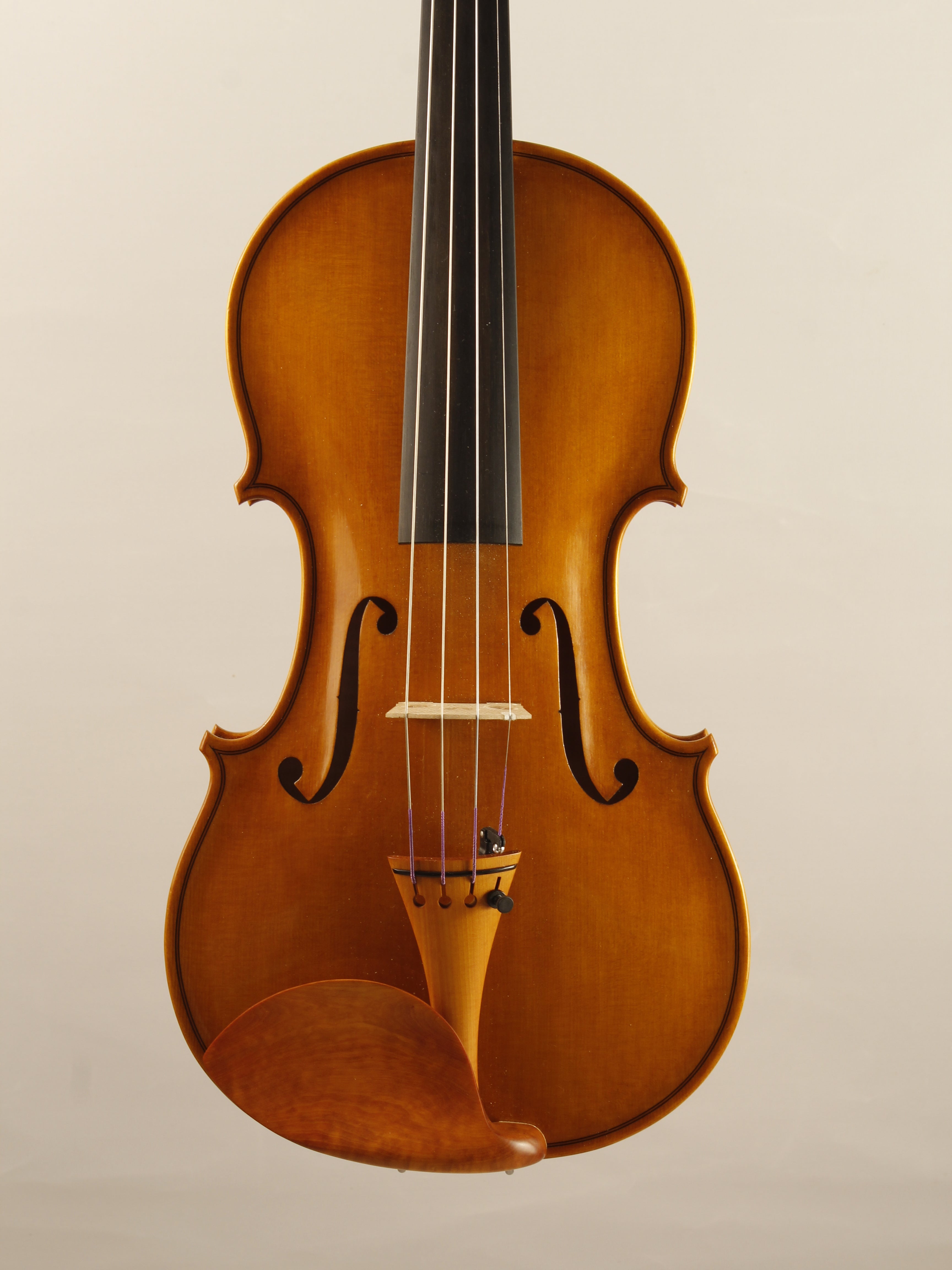 Modern Violin Inspired by Guarneri